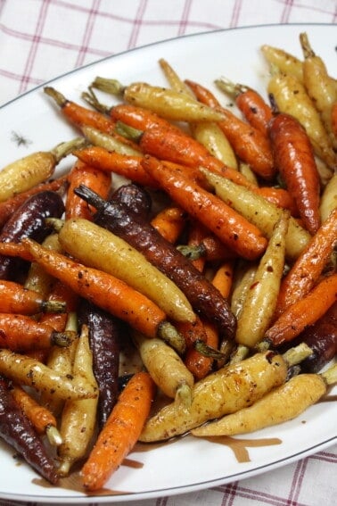 Spicy Balsamic Roasted French Carrots