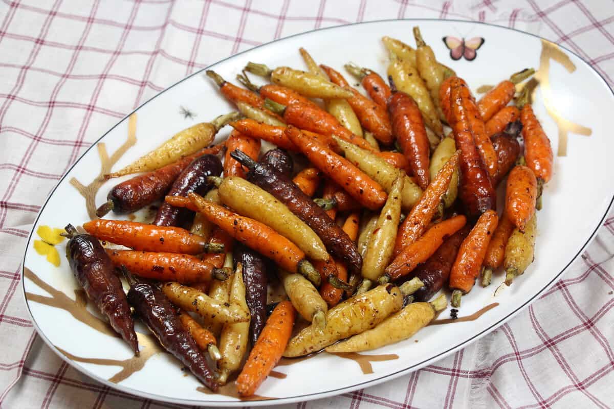 Spicy Balsamic Roasted French Carrots