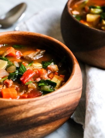 whole30 minestrone soup