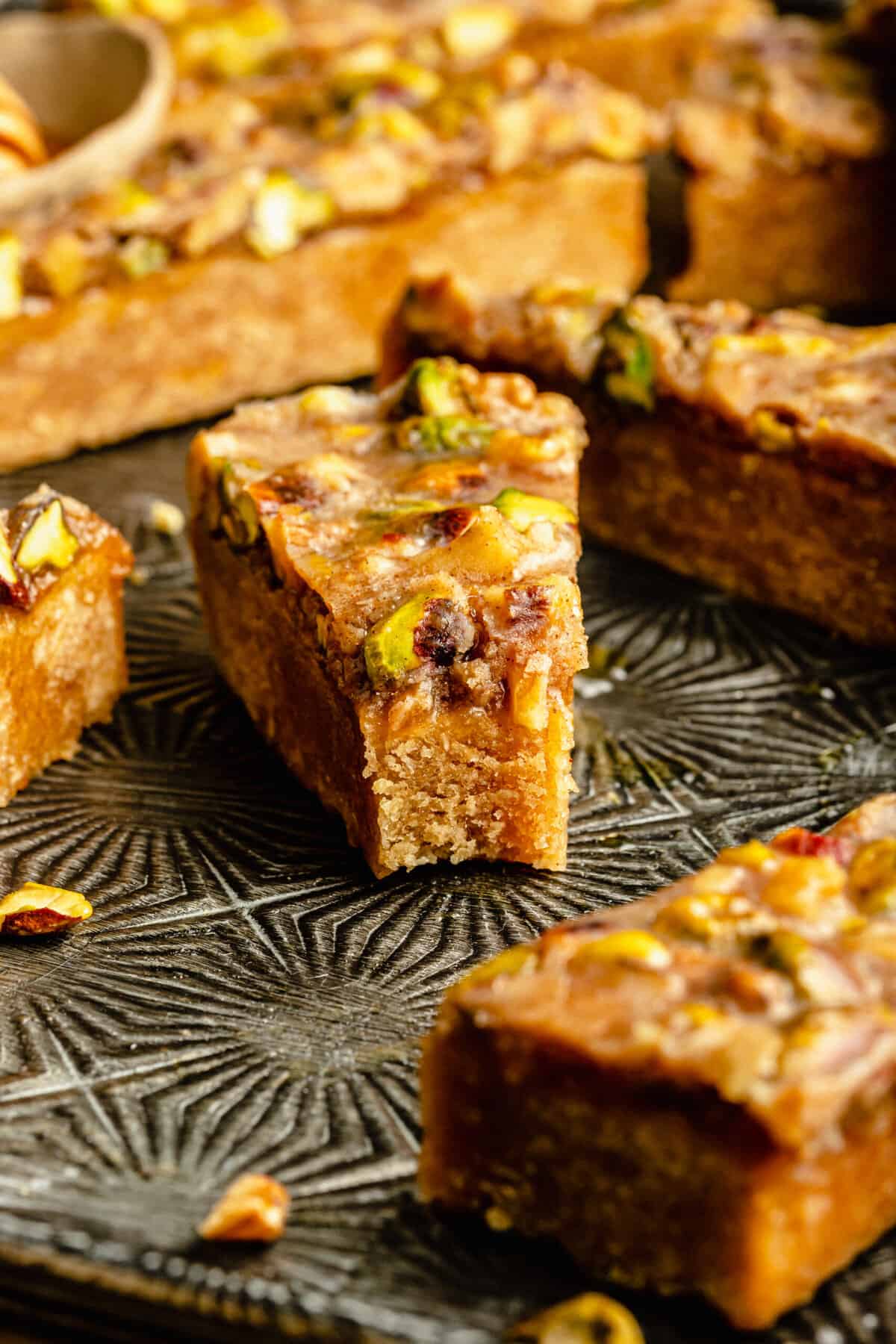 Baklava-Inspired Cookie Bars