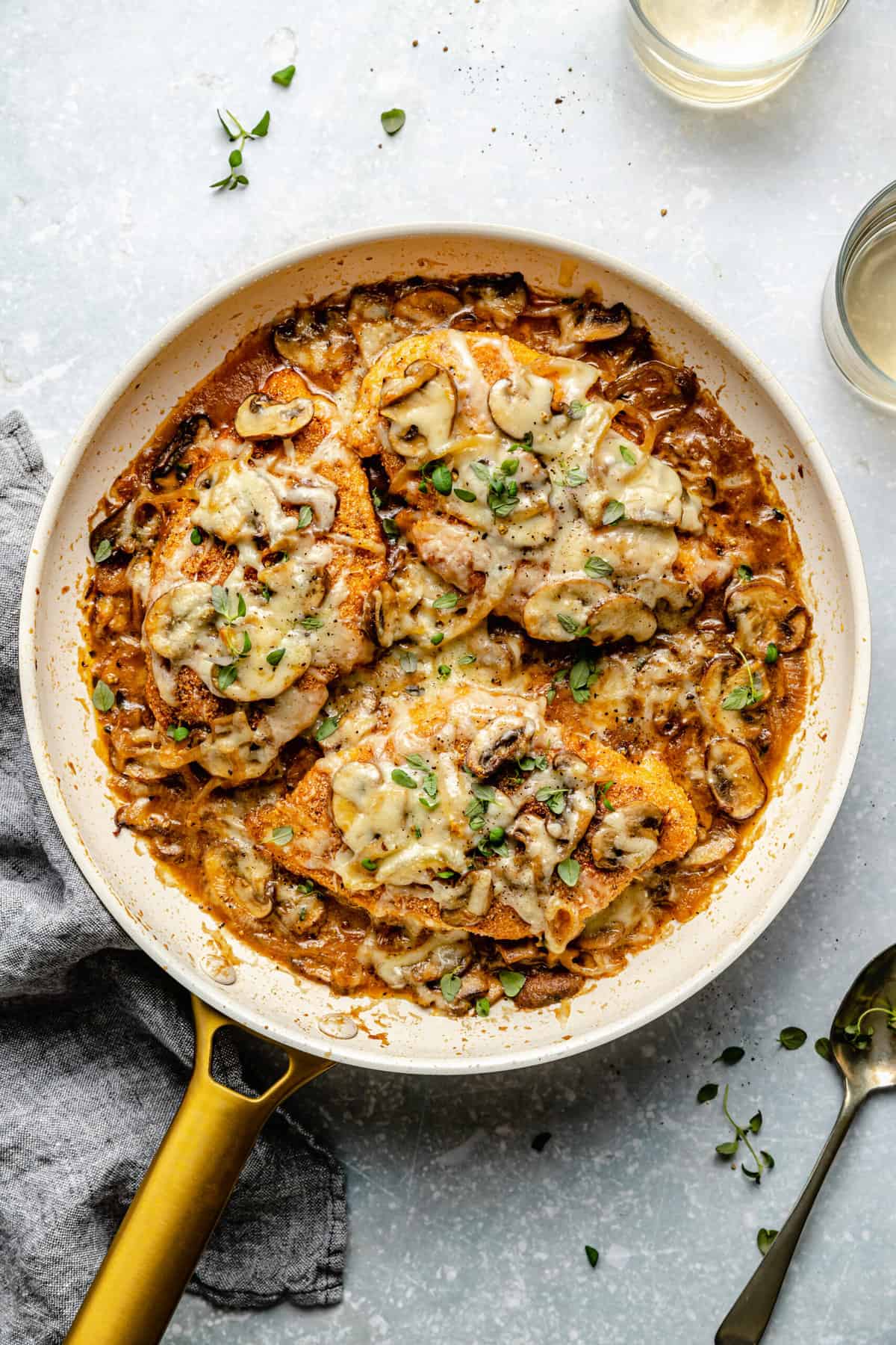 skillet french onion chicken with mushrooms