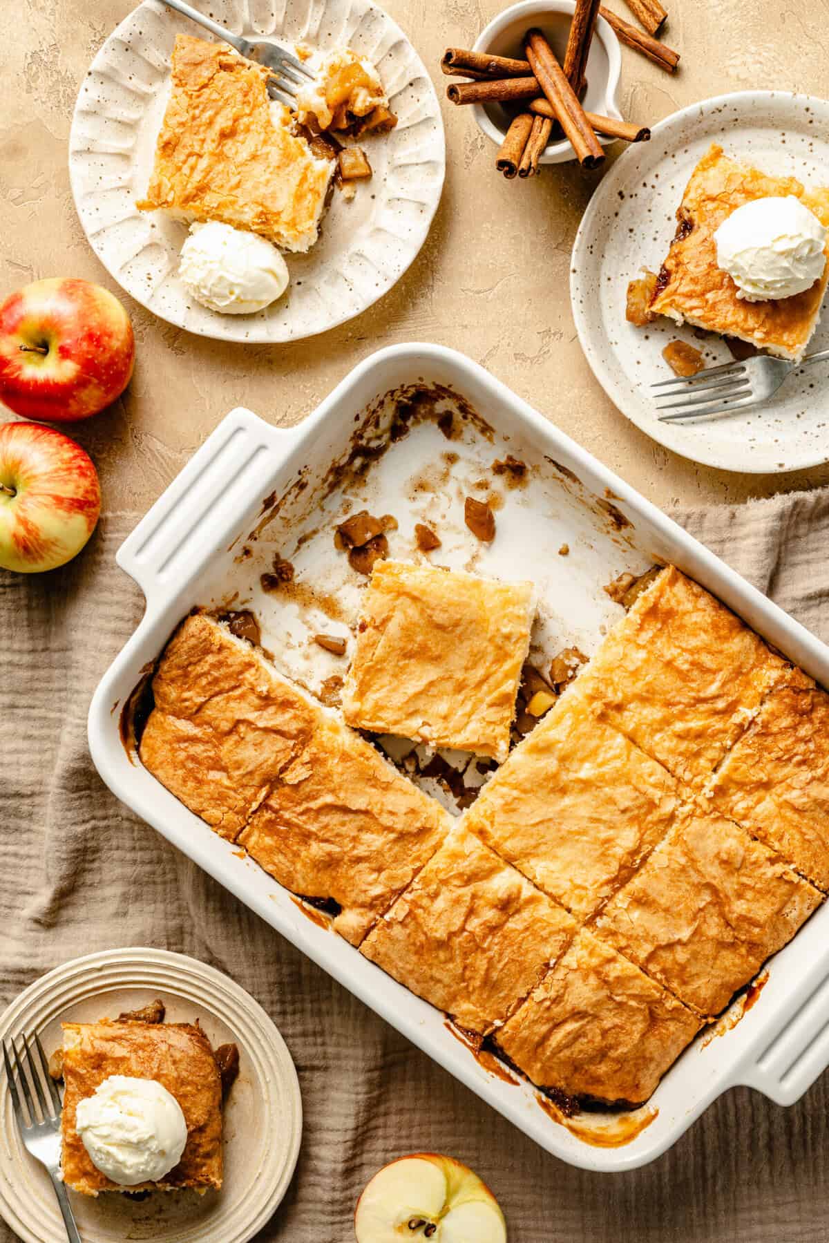 Easy Apple Dump Cake